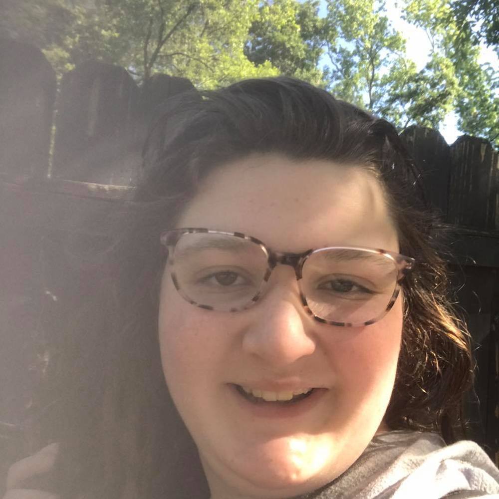 Meet your Posher, Elizabeth